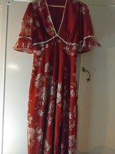 Hope And Ivy Red Floral Dress