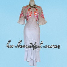 HOPE & IVY EMBROIDERED FLORAL